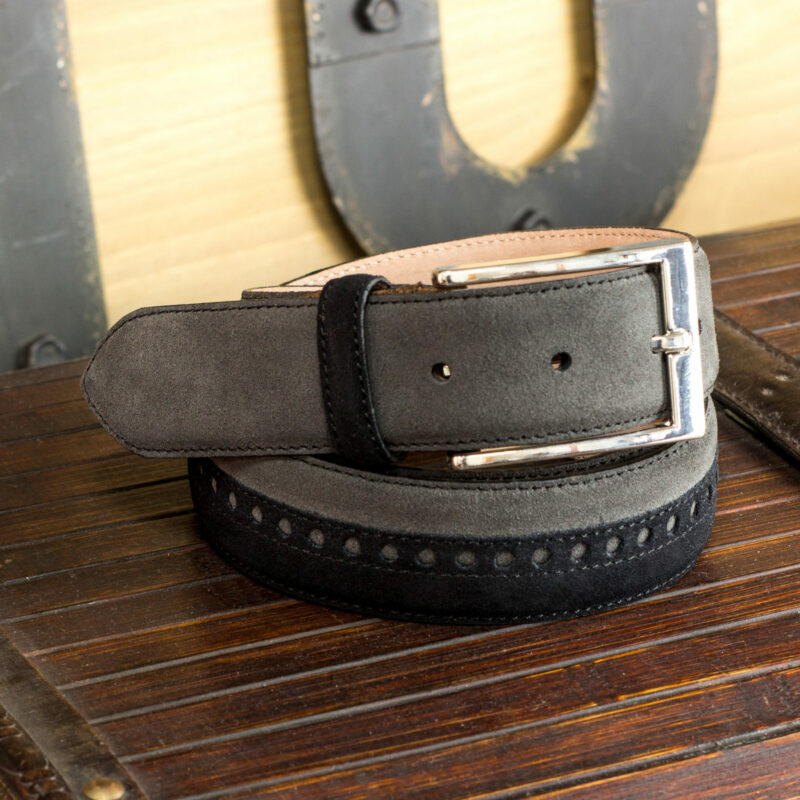 Front view of model Dodge, black and grey suede, stone nubuck, niquel buckle Golf BespokeShoes