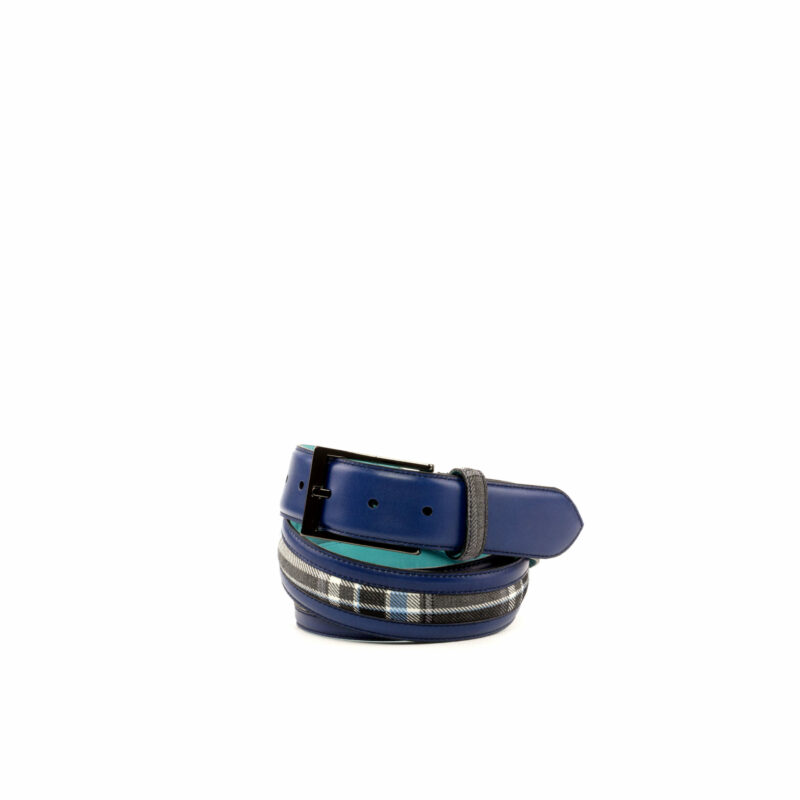 Side view of model Baxter, navy blue painted calf, plaid fabric, tuquoise nubuck, graphite buckle Golf BespokeShoes