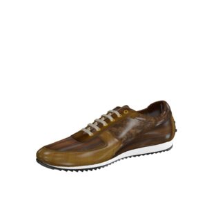 Front view of model Bardford, cognac crust patina, brown crust patina Golf BespokeShoes