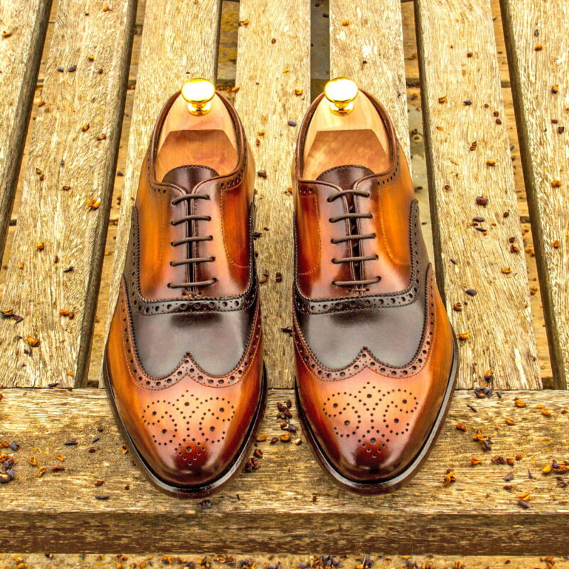 Front view of model Sylvester, painted calf,crust patina Golf BespokeShoes